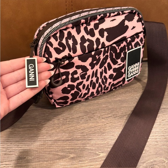 NWOT GANNI Candy Pink & Brown Leopard Print Nylon Tech Festival Crossbody Bag - Picture 11 of 16